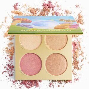 Lunar Beauty Moonshroom Highlighter Palette